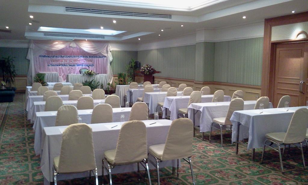 Pavilion Rim Kwai Resort Kanchanaburi City Exteriör bild