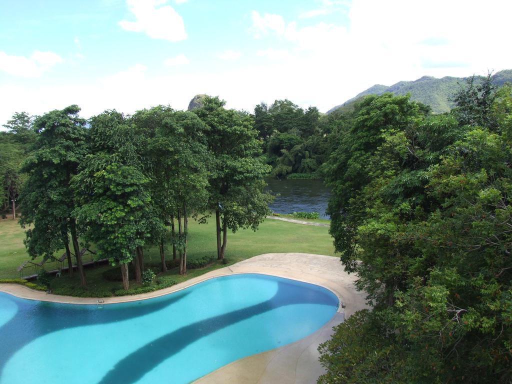 Pavilion Rim Kwai Resort Kanchanaburi City Exteriör bild