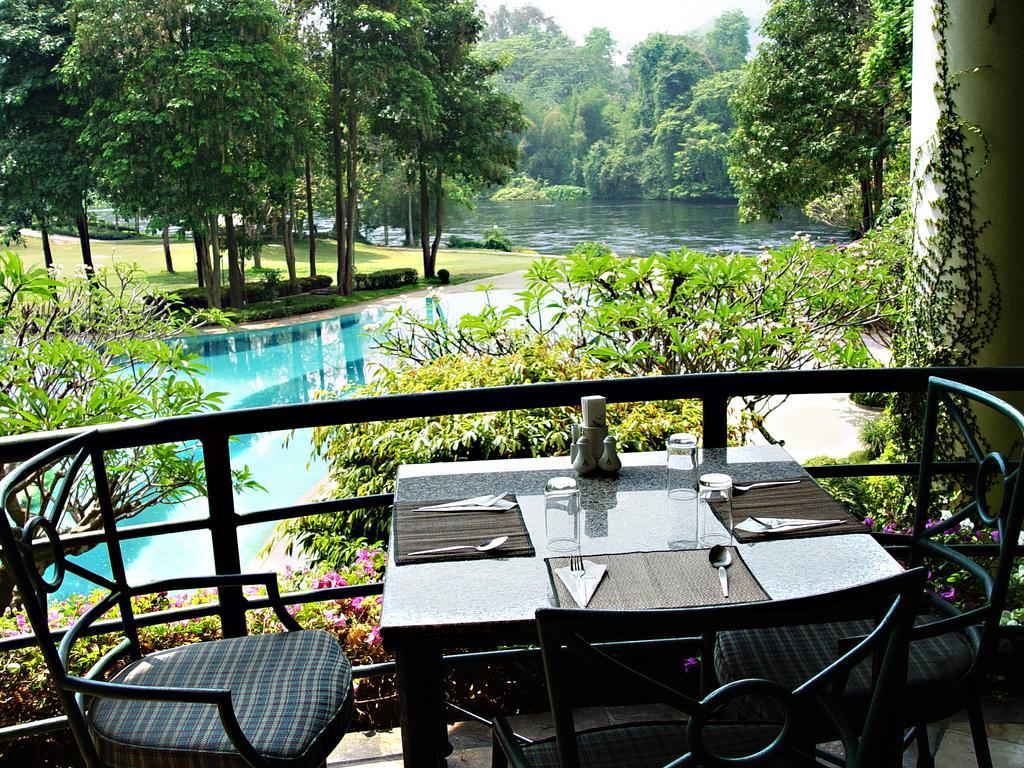 Pavilion Rim Kwai Resort Kanchanaburi City Exteriör bild